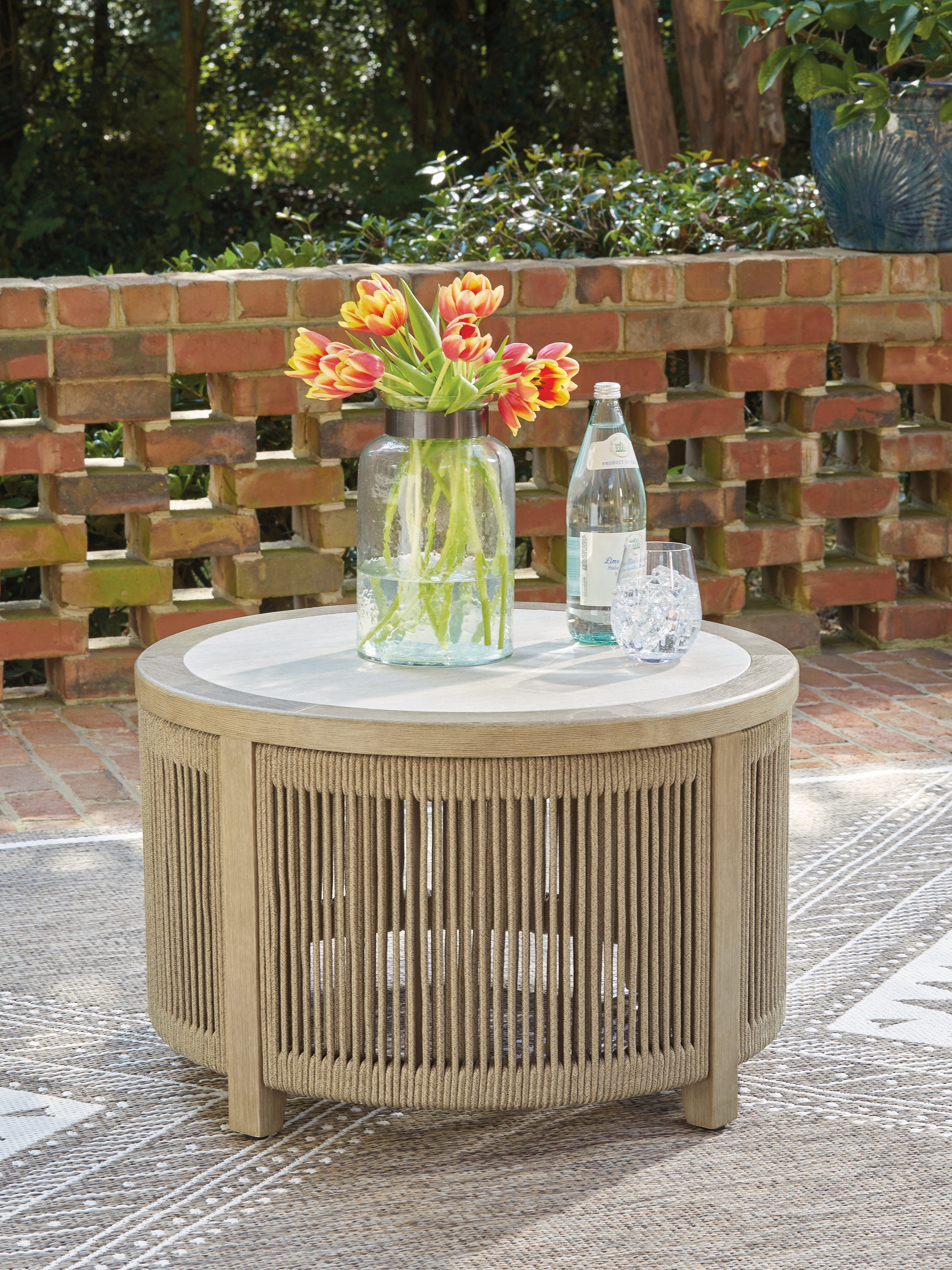 Family Deals Furniture - Ashley Furniture - Spooners Cove Outdoor - Round Cocktail Table - PCP469-708