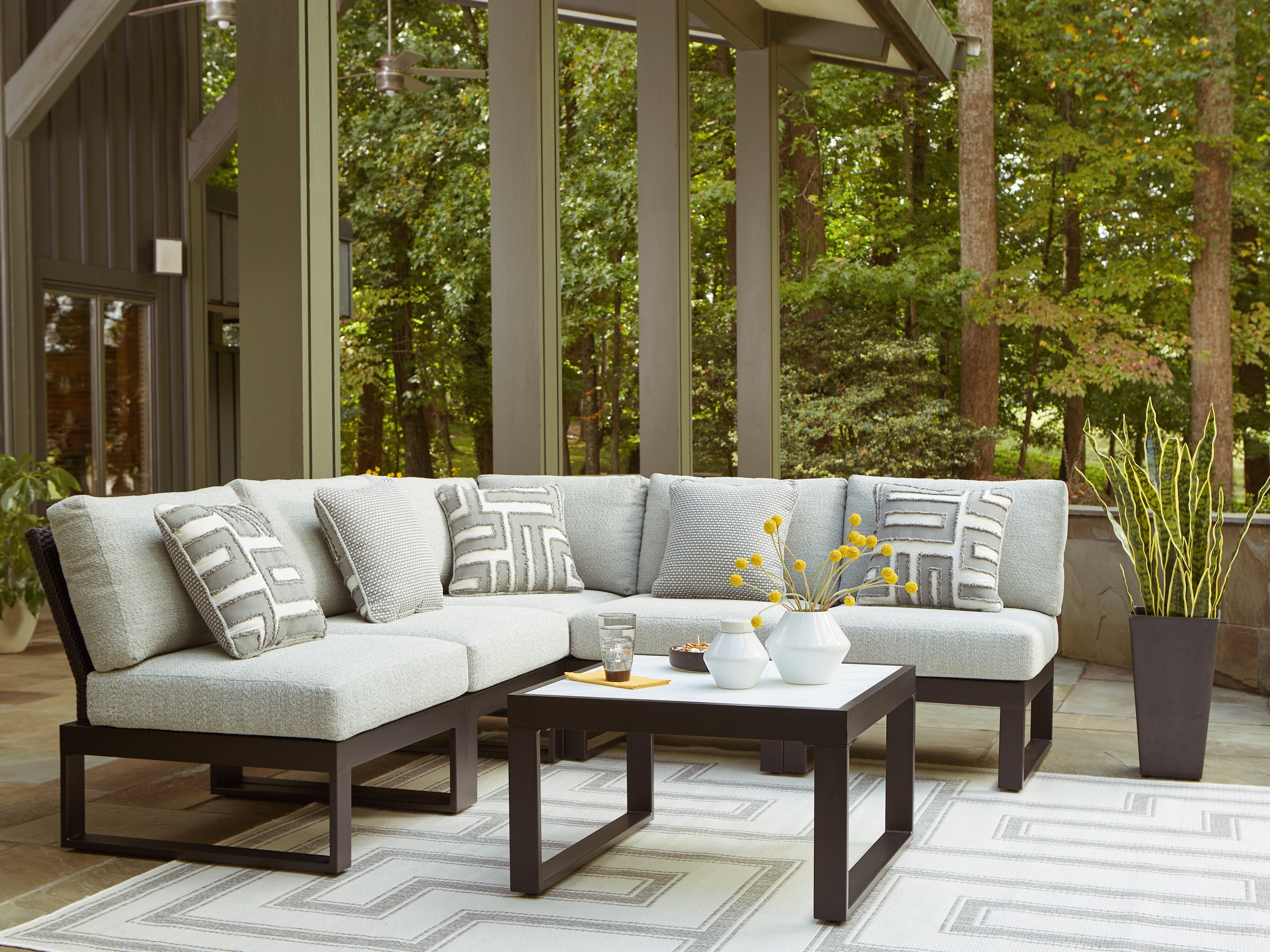 Family Deals Furniture - Ashley Furniture - Beachloft Outdoor - 5-Piece Outdoor Sectional / Black/Gray - P490P2