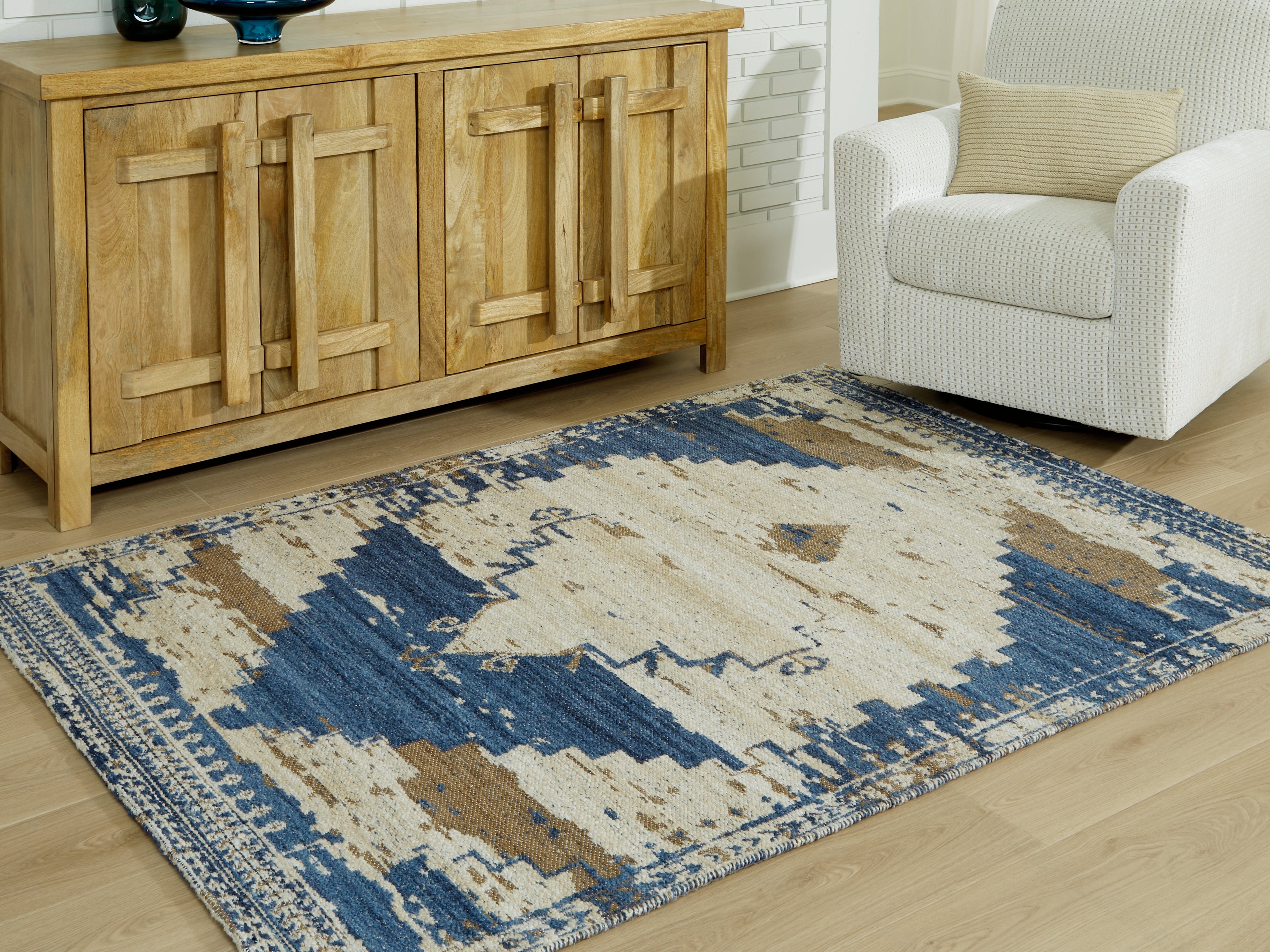 Family Deals Furniture - Ashley Furniture - Varnler Rug - 8' x 10' Rug / Blue/Brown/Tan - R407131