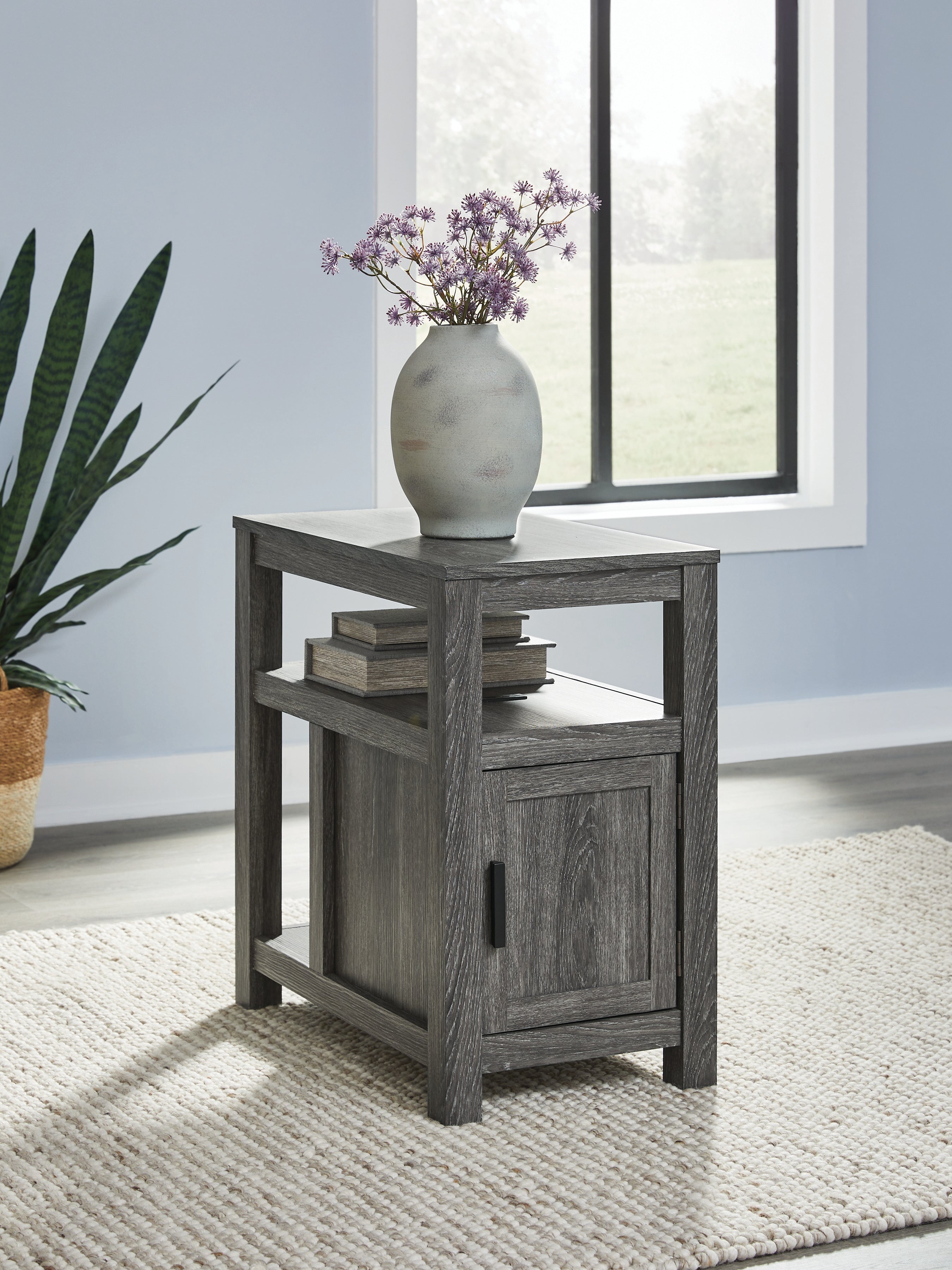 Family Deals Furniture - Ashley Furniture - Fendenmore Chairside End Table - Chair Side End Table / Brown/Gray - T190-317