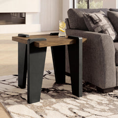 Family Deals Furniture - Ashley Furniture - Weathermore End Table - Square End Table - T531-2