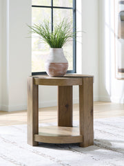 Family Deals Furniture - Ashley Furniture - Flangren End Table - Round End Table - T553-6